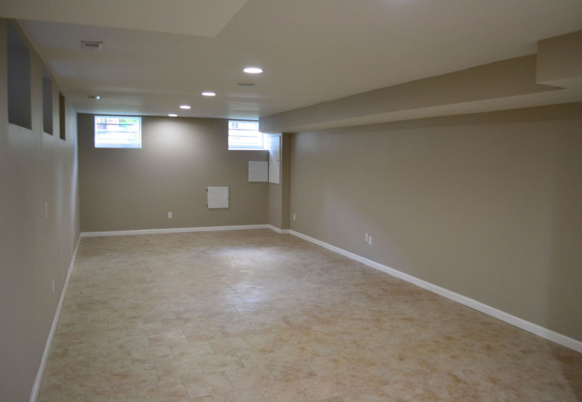 2-big-sweep-empty-basement